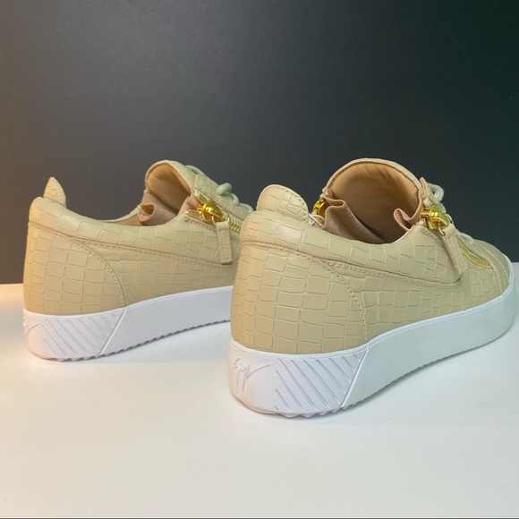 GIUSEPPE ZANOTTI Beige Low Top Crocodile Sneakers - Picture 8 of 16